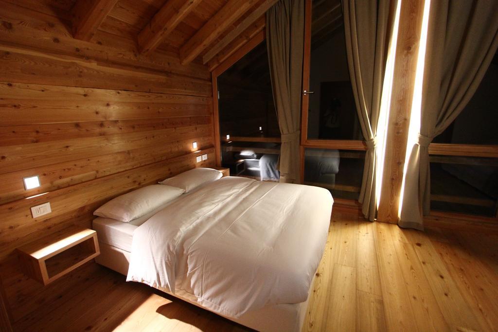 마돈나 디 캄필리오 Pra De La Casa B&B 객실 사진
